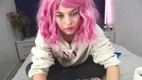 Angelika Rouge online show from February 15, 1:16 pm