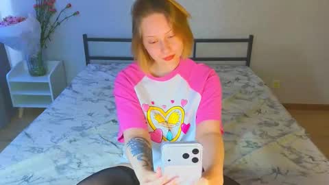 Cutie online show from November 11, 4:30 am