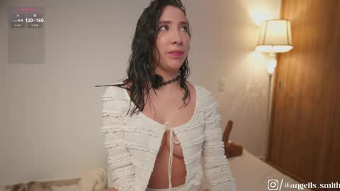   online show from March 29, 12:37 pm