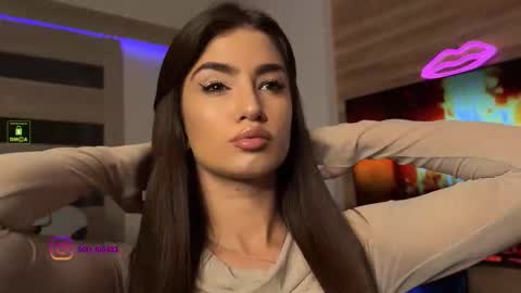 Snapshot of angelmi171 chatting on September 29, 5:51 pm angelmi171 online show from September 29, 5:51 pm