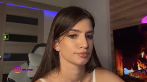 Snapshot of angelmi171 chatting on September 11, 7:47 pm angelmi171 online show from September 11, 7:47 pm