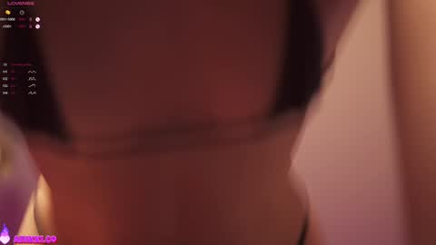 Nikki online show from March 31, 3:12 pm