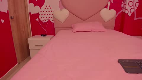 Angel  online show from February 14, 9:24 am