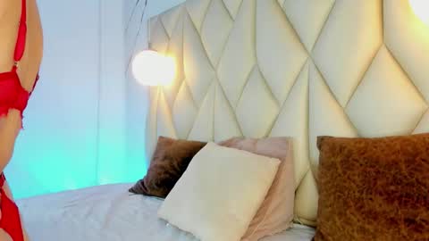 ANGIE online show from February 4, 3:04 pm