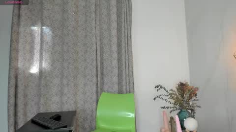 ANGIE online show from September 25, 2:38 pm