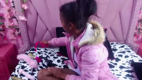 Anyega online show from February 5, 12:06 pm