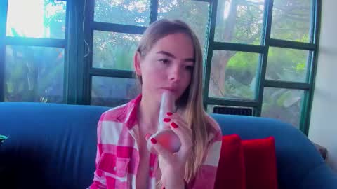 Snapshot of angiehuston chatting on October 14, 1:46 pm angiehuston online show from October 14, 1:46 pm