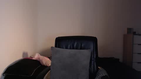 VALENTINA online show from November 1, 4:38 am