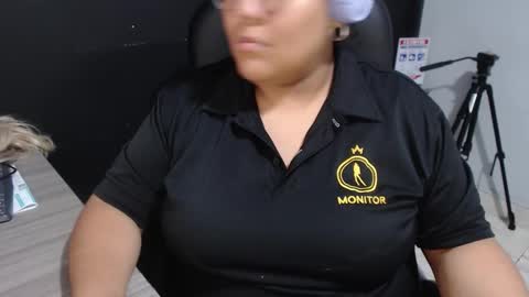 angy online show from November 27, 11:51 pm