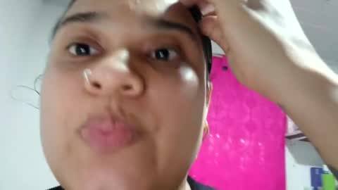 anie__saenz online show from July 9, 10:11 pm