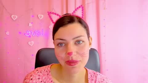 Anni online show from February 28, 5:01 pm