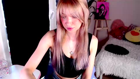 anita_moon_ online show from May 25, 9:08 am