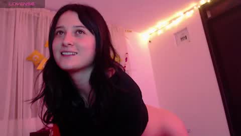 Snapshot of anitafox_ chatting on February 19, 4:34 am Anitafoxx online show from February 19, 4:34 am