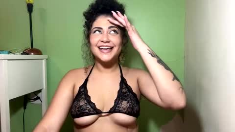 Snapshot of ann4montez_ chatting on December 18, 2:53 am Anna online show from December 18, 2:53 am