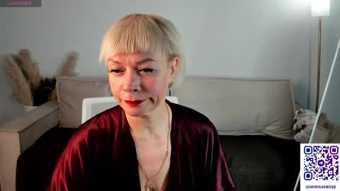 ann_annise online show from April 19, 1:16 am