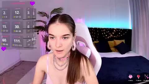 ann_woood online show from June 15, 2:50 pm