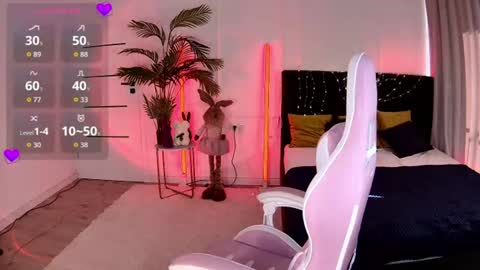 ann_woood online show from June 22, 2:14 pm