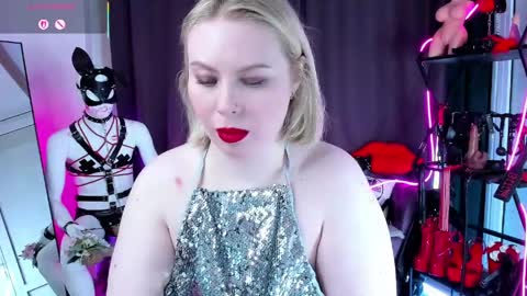 Anna online show from April 11, 7:45 am