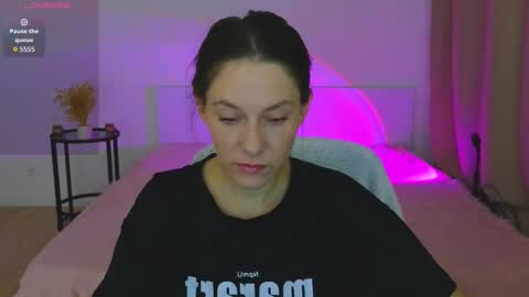 Snapshot of annaabels chatting on October 23, 9:54 pm annaabels online show from October 23, 9:54 pm