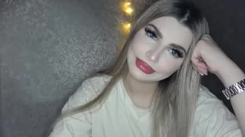 annabeth01 online show from December 1, 8:33 pm