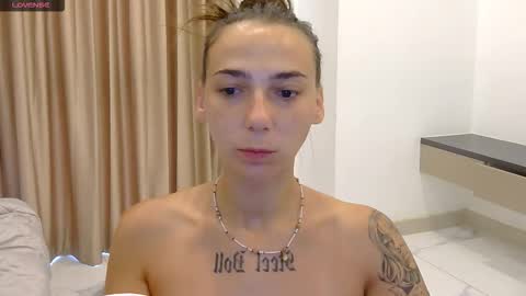 annabishop online show from October 26, 1:34 am