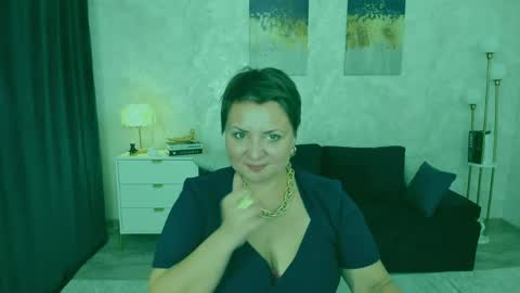 annacorlane online show from May 3, 4:38 am