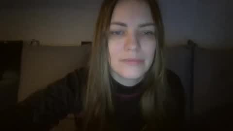 annadiamond1 online show from January 9, 11:25 am