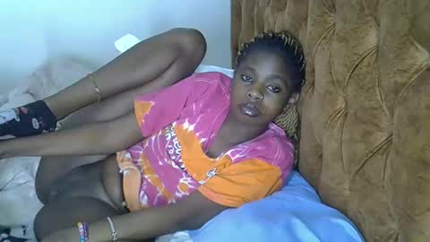 annahbellapretty online show from January 9, 6:45 pm