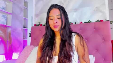 Anna online show from November 17, 3:24 pm