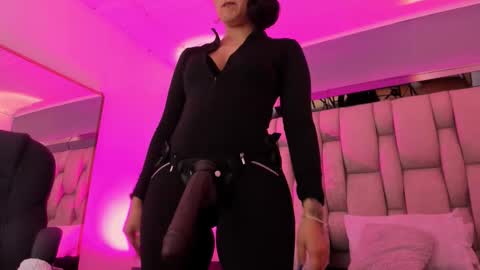 Annara Lein online show from October 15, 5:21 am