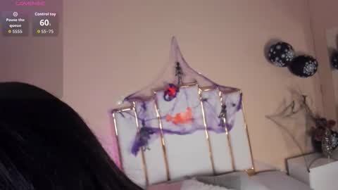 Snapshot of annaswift_ chatting on October 22, 2:38 am Anna online show from October 22, 2:38 am