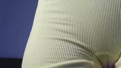 Snapshot of anne_colucci chatting on October 22, 7:24 am Anne online show from October 22, 7:24 am