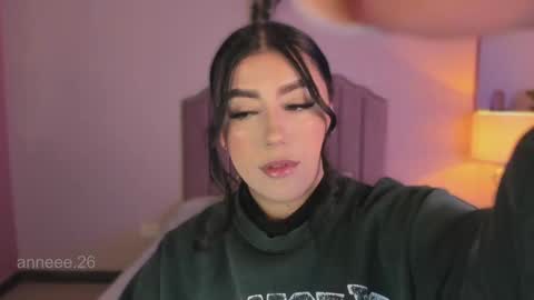 Anne  online show from February 25, 12:16 pm