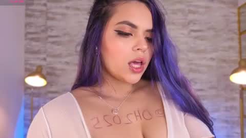 Anne Marie Mallow online show from August 8, 8:28 pm