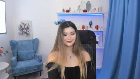 annetli online show from October 29, 4:06 am