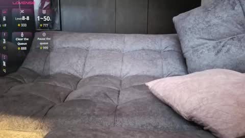 Anni online show from September 17, 8:51 pm