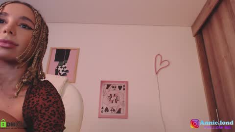 Annie online show from December 20, 3:00 pm