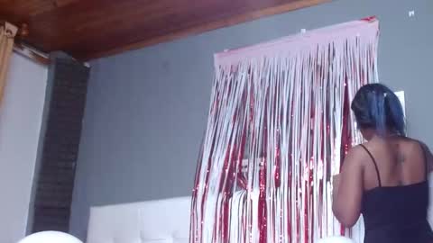 annie_scott_ online show from February 13, 6:59 pm