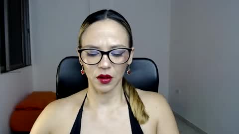 Annie online show from June 14, 4:46 am