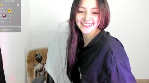 Annie online show from February 7, 1:25 am