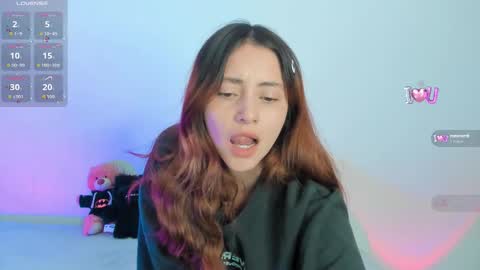 Annie online show from October 30, 3:42 am