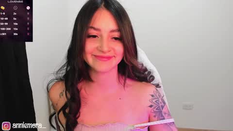 Annie online show from January 25, 3:40 am