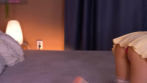 Annuetta online show from September 20, 3:32 pm