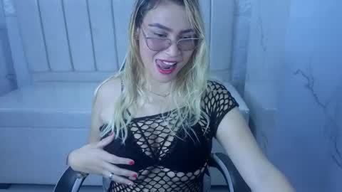 Online 800 to 1400 online show from October 24, 1:51 pm