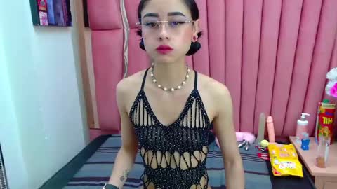 Anny online show from January 23, 1:24 pm