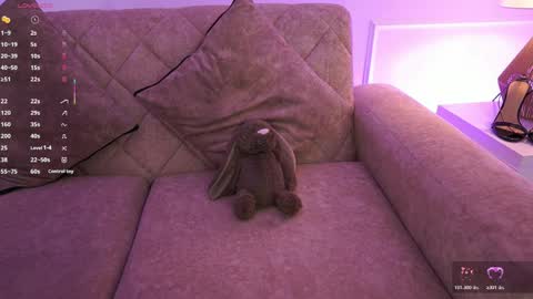 Ana online show from April 7, 11:45 am