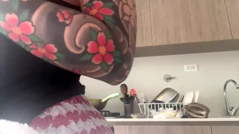 Anto  online show from October 11, 7:16 pm