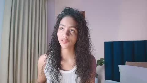 AntonellaHall  online show from June 6, 12:50 am