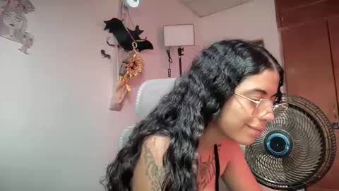 Snapshot of antoniabloom chatting on September 10, 5:46 pm Antonia online show from September 10, 5:46 pm
