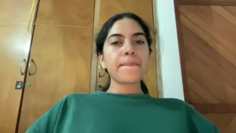 Snapshot of antoniabloom chatting on January 27, 3:37 am Antonia online show from January 27, 3:37 am